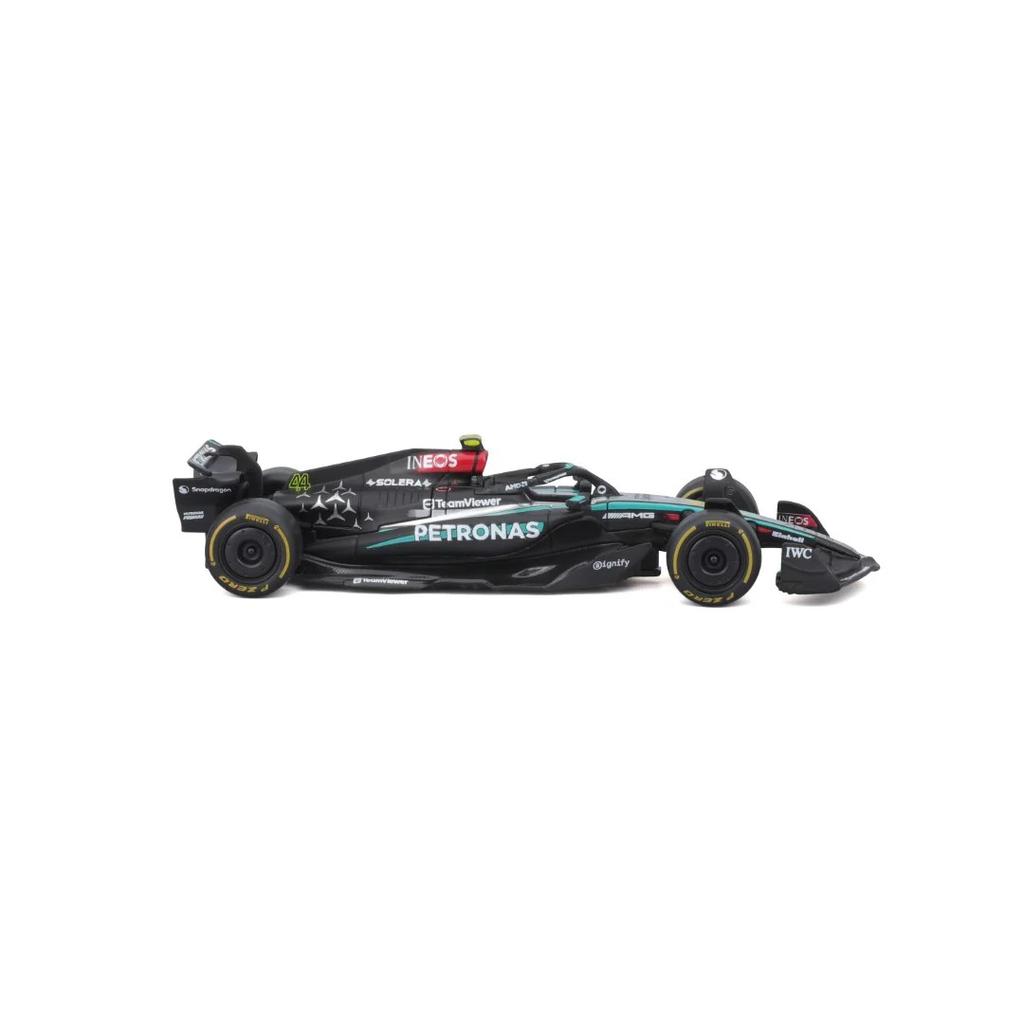 Burago 1:43 Mercedes AMG Petronas F1W15