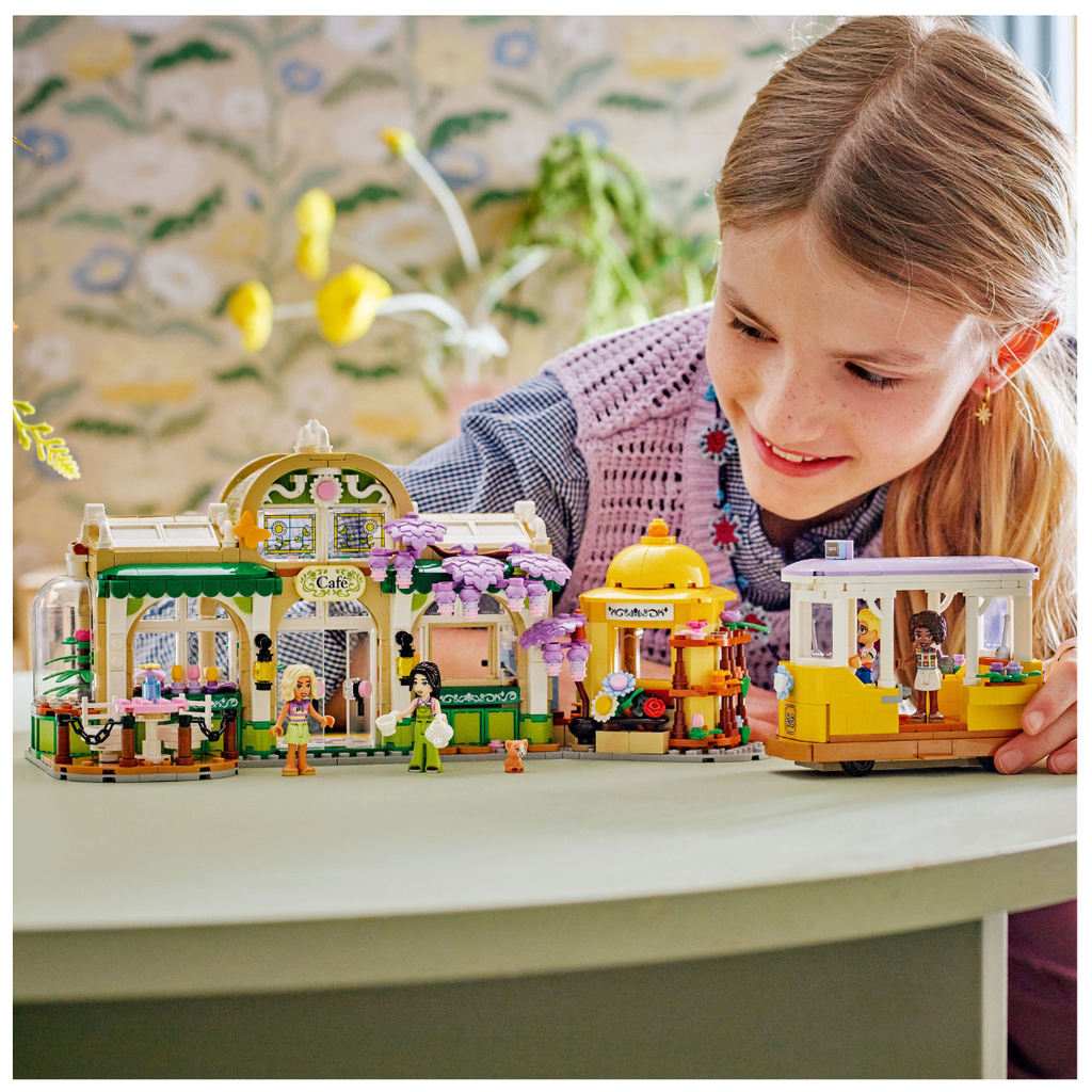 LEGO 42671 Friends Plant Cafe &amp; Flower Shop
