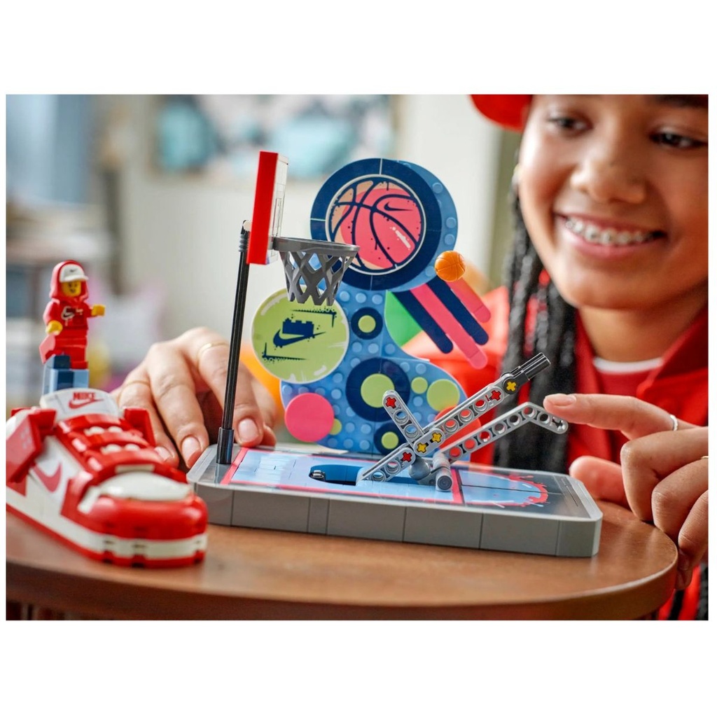 LEGO 43021 Nike Dunk Trickshot